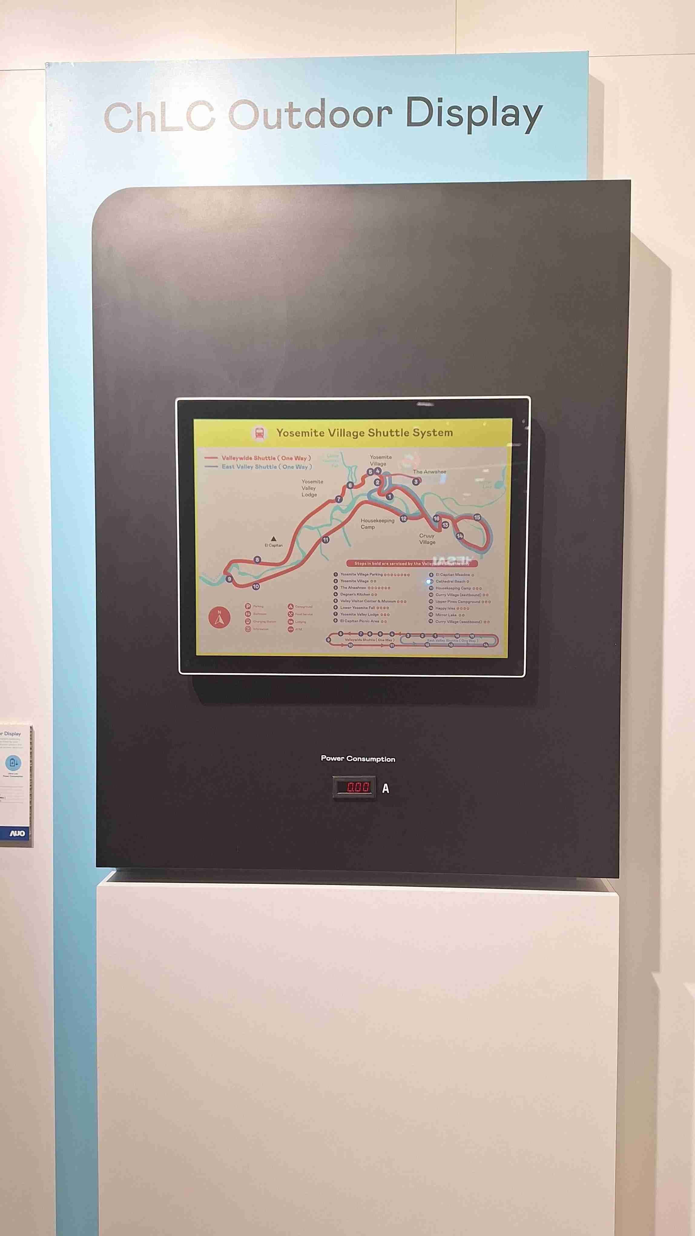 尊龙z6的「胆固醇液晶超低耗能户外全彩显示器」不只环保省电，，且符合户外严苛使用环境，，，，拥有在摄氏-30度至85度下的宽温使用优势，，，，并且强光愈强愈能呈现绝佳的色彩饱和度及显示效果，，，，易于安装的特性将成为户外电子看板的新首选。。。